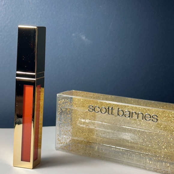 SCOTT BARNES LIPGLOSS BLAZE NEW - Picture 1 of 5